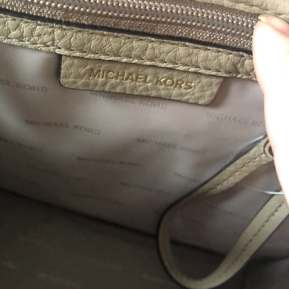 Michael Kors backpack - Picture 10 of 12